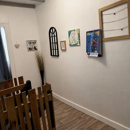 Stone Townhouse With Swimming Pool Vakantiehuis Villefranche-de-Lonchat